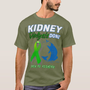 Nierendialyse, die an den Patienten im Fischfang z T-Shirt