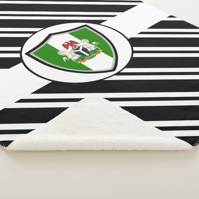 nigerianische Flagge Sherpadecke (3/4)
