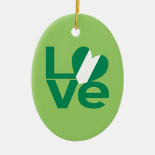 Nigerianische grüne LOVE-Herzflagge Keramikornament