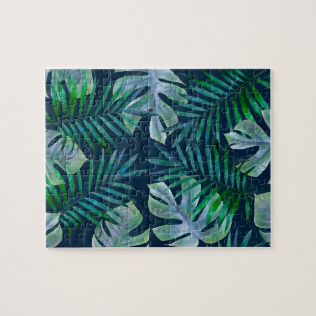 Night Green Tropical Leaves (Horizontal)