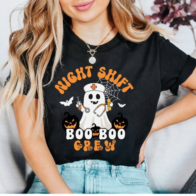 Night Shift BOO BOO Crew Halloween T-Shirt (Von Creator hochgeladen)
