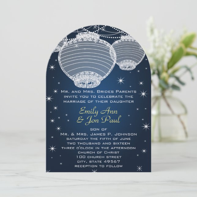 Night Wedding Navy Yellow Silver Lanterns Stars Einladung (Stehend Vorderseite)