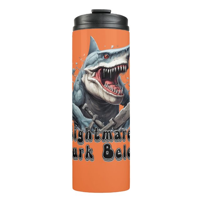 Nightmares Lurk Untere Geschenkidee Thermosbecher (Vorderseite)