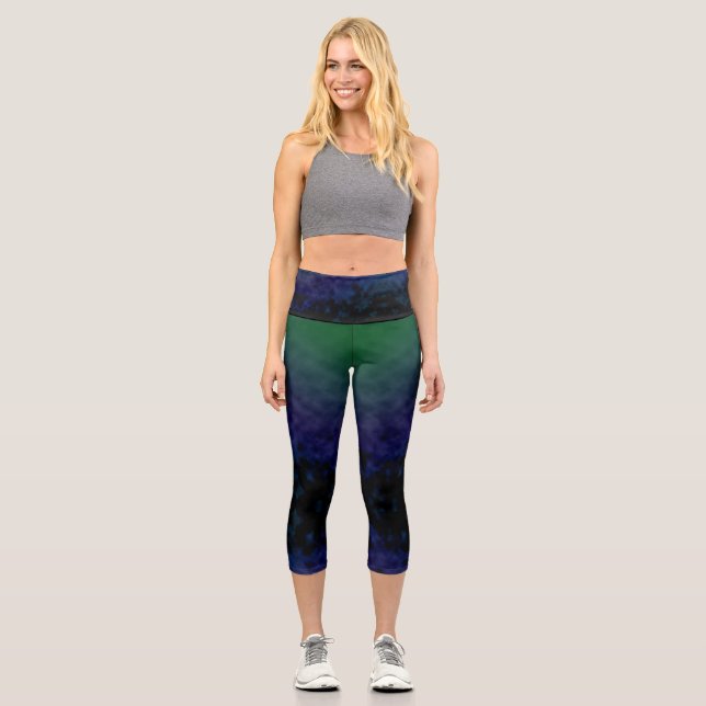 Nightshade Veil Capri Leggings (Vorderseite)