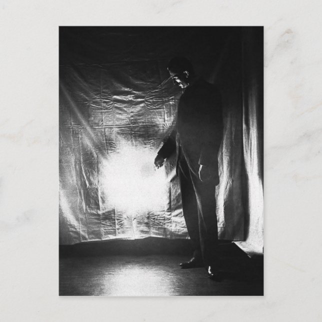 Nikola Tesla um die 1890er Postkarte (Vorderseite)