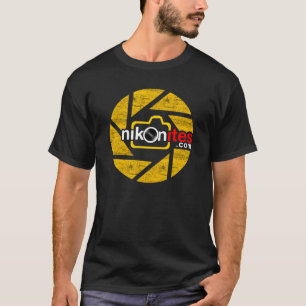 Nikonites Öffnungs-Blatt T-Shirt