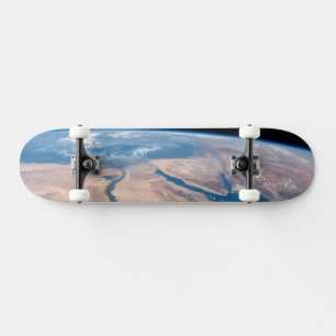 Nil, Rotes Meer und Mittelmeer. Skateboard