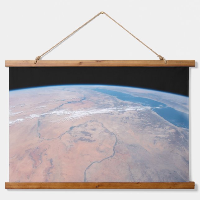 Nile River Winding Northward neben dem Roten Meer Wandteppich Mit Holzrahmen (Vorne)