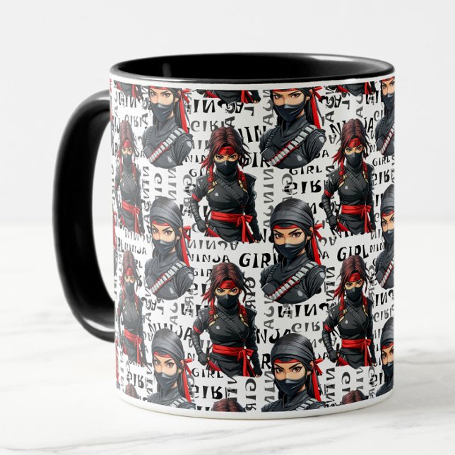 Ninja-Mädchen Anime mit Textmuster-Design Tasse (Von Creator hochgeladen)