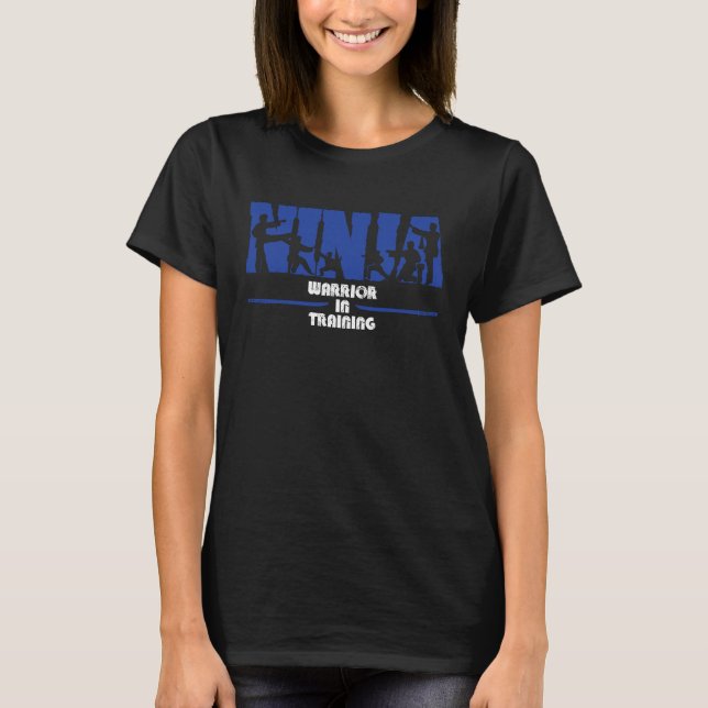 Ninja trainiert Ninja-Kostüm T-Shirt (Vorderseite)