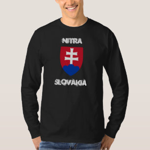 Nitra, Slowakei mit Wappen T-Shirt