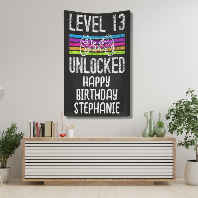 Niveau 13 Déverrouillé 13e bannière anniversaire (A fun video game banner for your child's 13th birthday.)