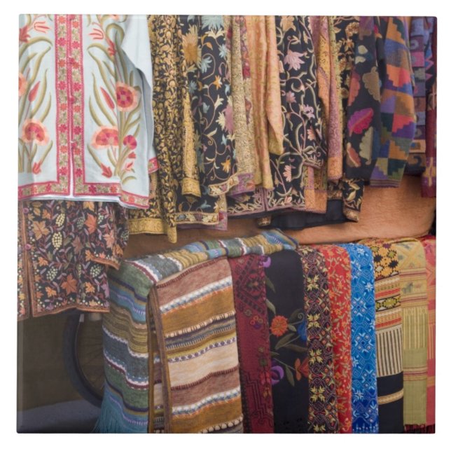 NM, New Mexico, Santa Fe, Navajo Bekleidung, Fliese (Vorderseite)