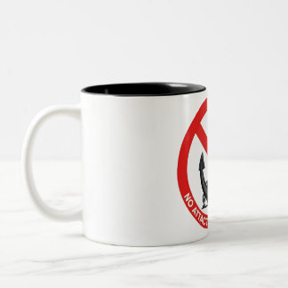 No attachments in my life zweifarbige tasse