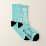 No Cold Feet Bride & The Wedding Party Groom Socken<br><div class="desc">Say it with love! The perfect gift to give at the rehearsal dinner, the groom will love receiving these socks from you. Personalize them as you choose, these socks are available in any color, perfect for matching your wedding colors. Look for other fun ideas all part of The Bridal Party...</div>