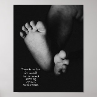 "No Foot too Small" - Unterstützung von Fehlgeburt Poster