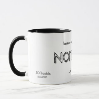 NO!Trouble. Basis-Logo Schwarz Umrandung Tasse