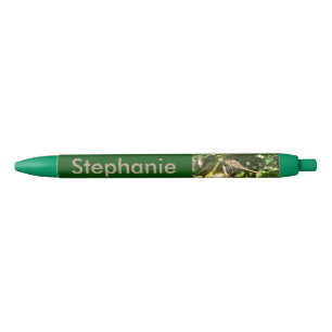 Noir Dragonfly sur un stylo personnalisé