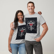 "Noir Elegance: Vintag Inspiriert T - Shirt