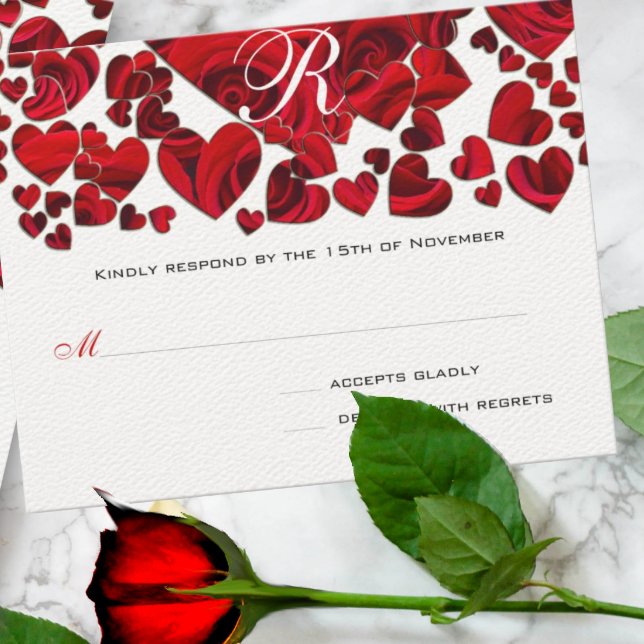 Noir et Coeur rouge Roses mariage RSVP (Créateur téléchargé)