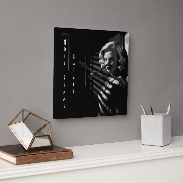 Noir Femme Fatale Quadratische Wanduhr (Büro)
