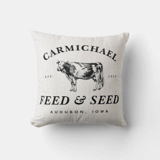 Nom de famille Farmhouse Style Feed & Seed Coussin