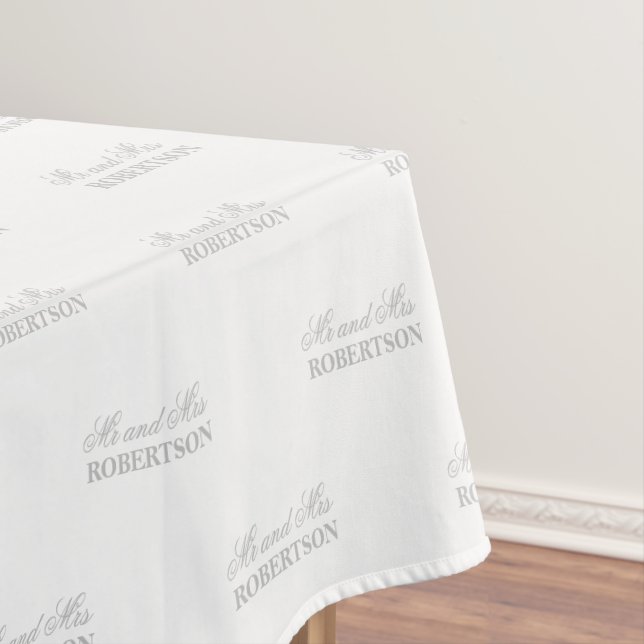 Nom personnalisé M. et Mme nappes de mariage (In Situ)