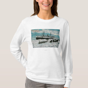 Nome, Alaska-Ansicht des Dampfers auf Eis-Rand T-Shirt