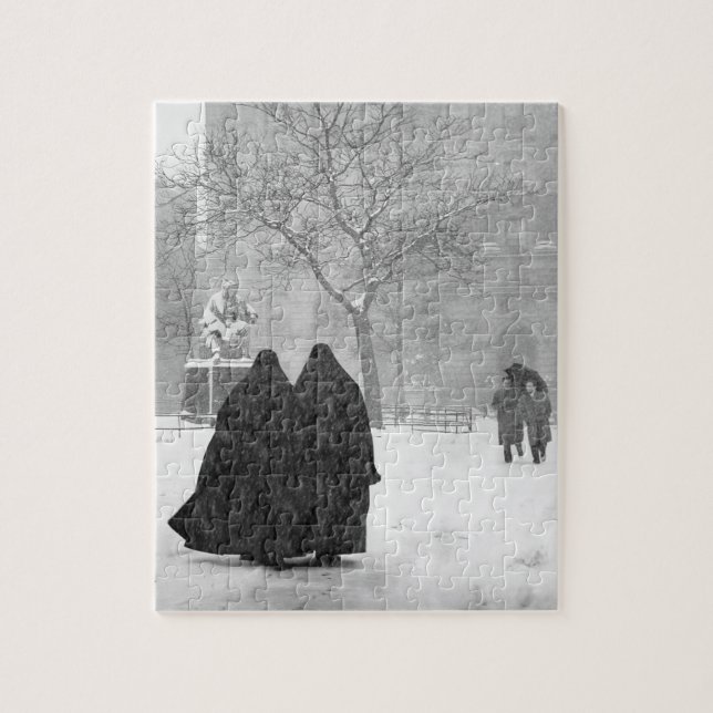 Nonnen im Schnee (Vertikal)