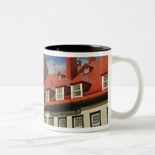 Nordamerika, Kanada, Quebec, Altstadt von Quebec. Zweifarbige Tasse