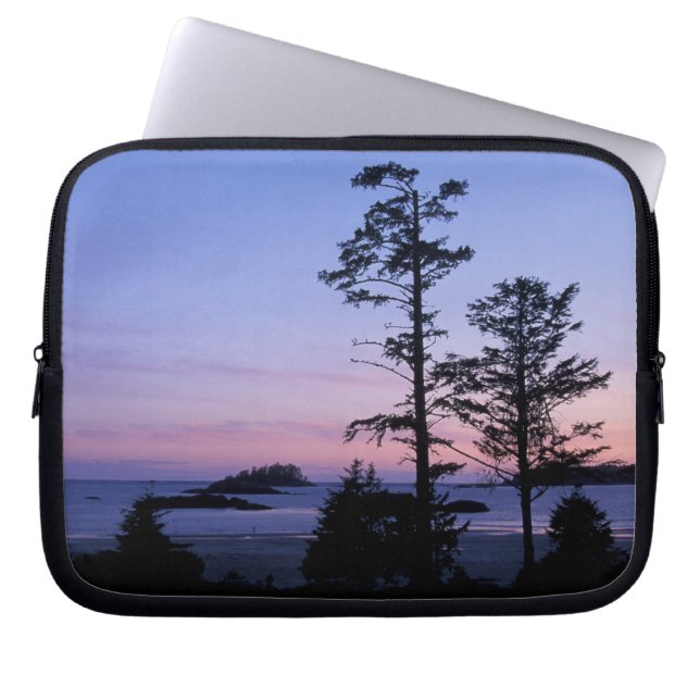 Nordamerika, Kanada, Vancouver Island, Bäume Laptopschutzhülle (Vorderseite)