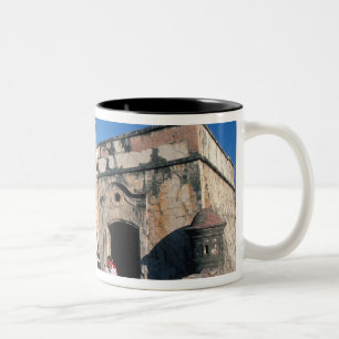 Nordamerika, Mexiko, Veracruz. San Juan Ulua Zweifarbige Tasse