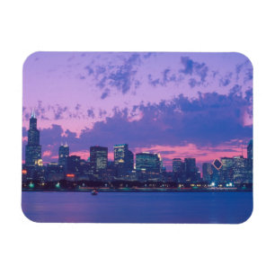 Nordamerika, USA, IL. Chicago Skyline bei Dämmerun Magnet