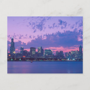 Nordamerika, USA, IL. Chicago Skyline bei Dämmerun Postkarte