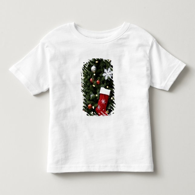 Nordamerika. Weihnachtsdekorationen auf Baum. 5 Kleinkind T-shirt (Vorderseite)