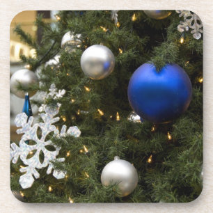 Nordamerika. Weihnachtsdekorationen auf Baum Getränkeuntersetzer