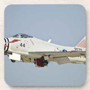 Nordamerikanischer Marine FJ2 Fury-Jagdjet im Flug Getränkeuntersetzer