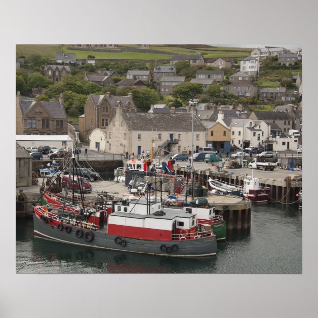 Nordatlantischer Küstenort Stromness Poster (Vorne)
