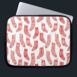 Nordischer WeihnachtsStrumpf Laptopschutzhülle<br><div class="desc">Winterwärme norwegische Weihnachtsfeiertage in Rot und Weiß für ein gemütliches skandinavisches Brautvibe. Originelle Kunst von Nic Squirrell.</div>