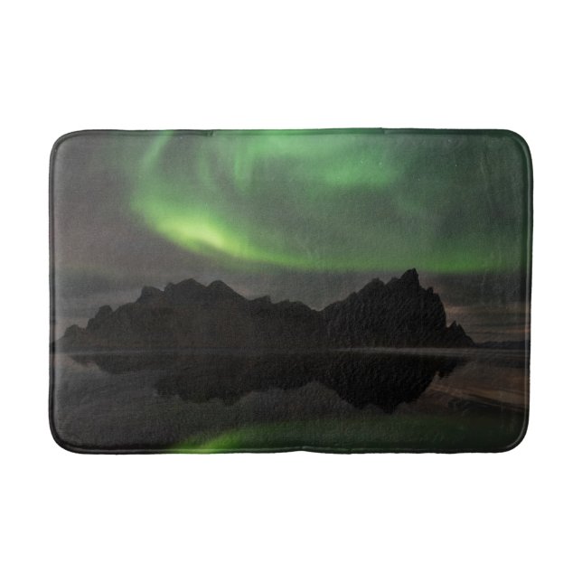 Nordlichter | Vestrahorn Beach Hofn, Island Badematte (Vorderseite)