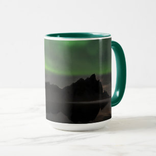 Nordlichter   Vestrahorn Beach Hofn, Island Tasse