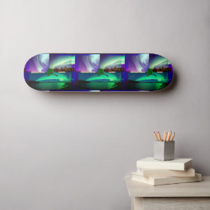 Nordlichter von Alaska Collage Skateboard