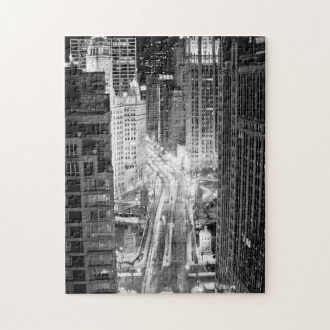 Nordmichigan-Allee in Chicago nach Winter (Vertikal)