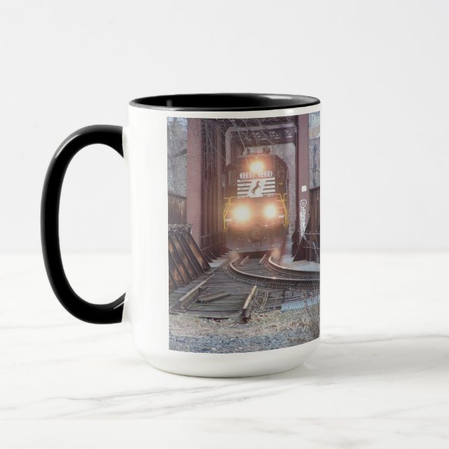 Norfolk Sud #3288 Ringer Mug (Gauche)