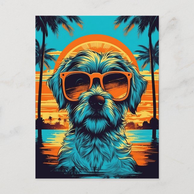 Norfolk Terrier mit Sonnenbrille am Strand Postkarte (Vorderseite)