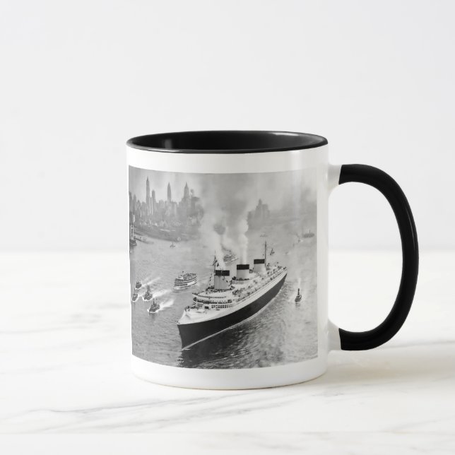 Normandie und Schlepper Tasse (Rechts)
