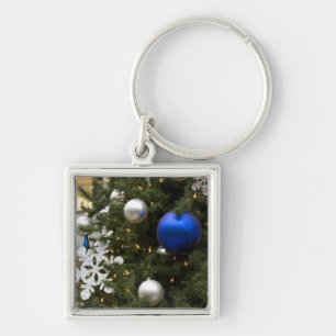 North America. Christmas decorations on tree. Schlüsselanhänger