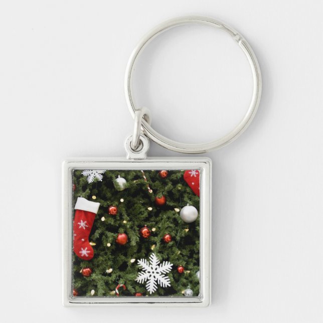 North America. Weihnachtsdekorationen auf Baum. 2 Schlüsselanhänger (Vorne)
