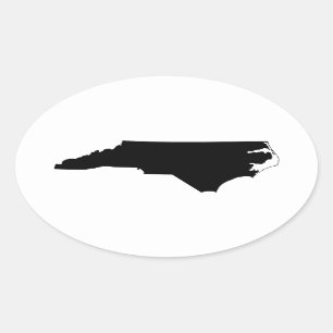 North Carolina in Schwarz und Weiß Ovaler Aufkleber