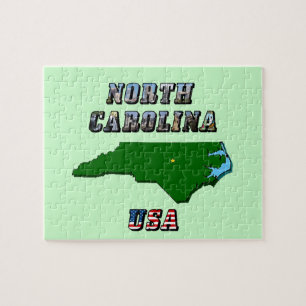 North Carolina Map Kontur, Foto und US Flag Text